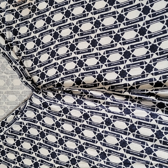 Top - Picture 4 of 4